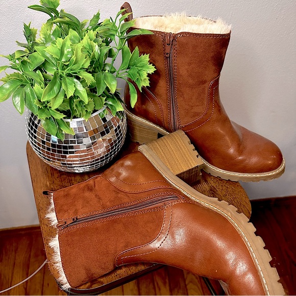 🎉HOST PICK🎉 Tan/Brown Faux Suede & Leather Heeled Boots - Picture 2 of 6